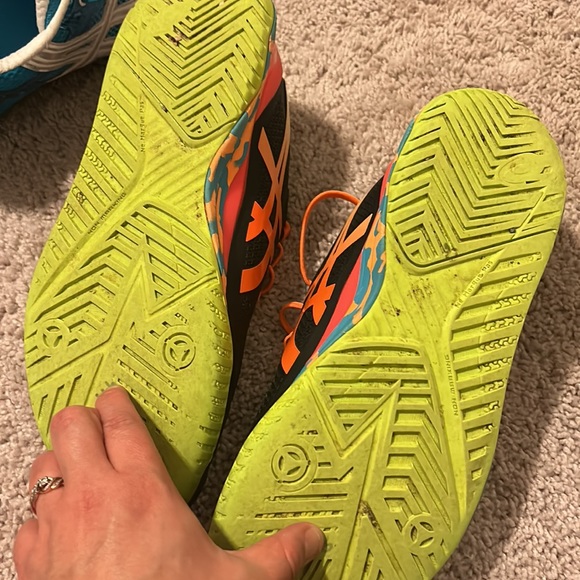 ASICS for Tennis - Picture 3 of 6